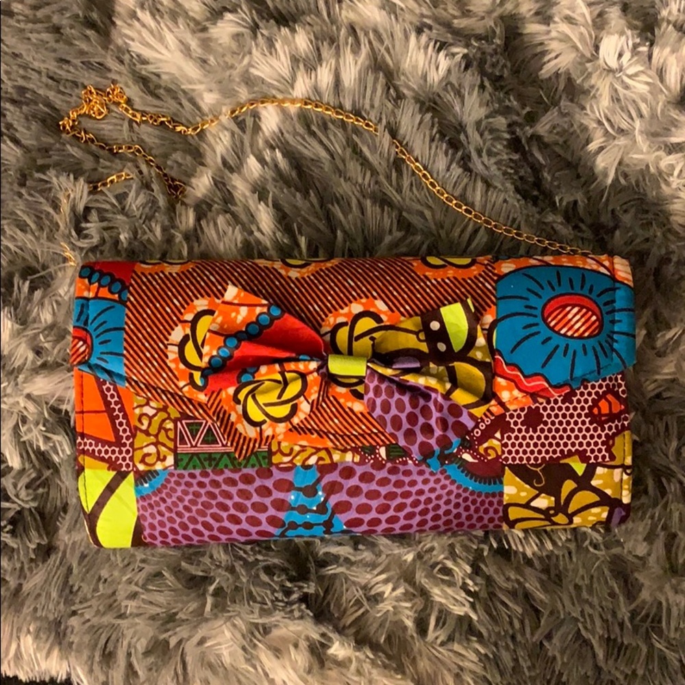 🆕 Gold Chain Handbag w/ bow | AfricanPrint/Design